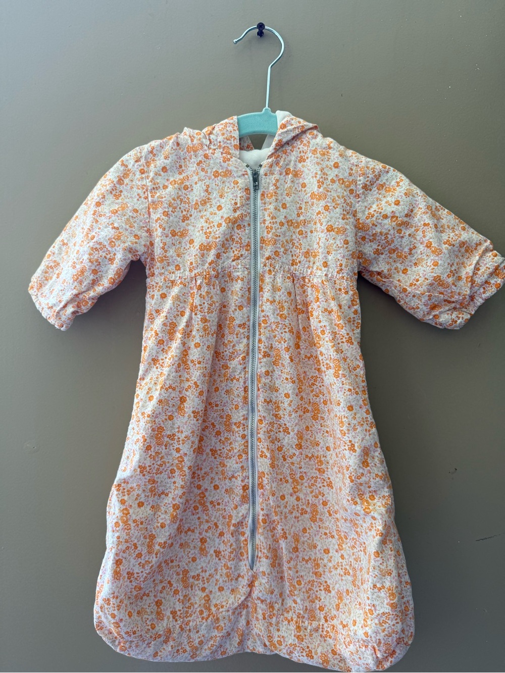 Vintage 70’s 0-3M Baby Orange Floral Hooded Zipper Sack